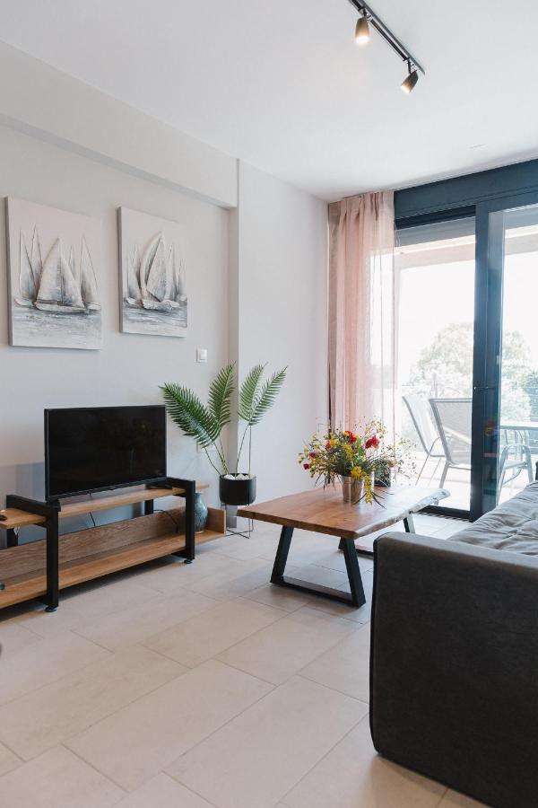 Ariti Luxury Apartment, Нікіана Екстер'єр фото